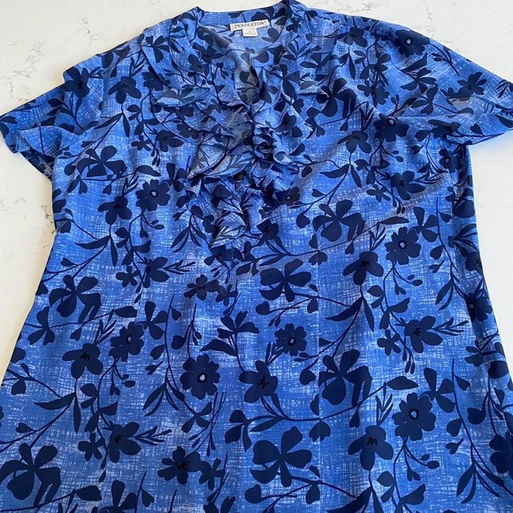 Blue Pendleton 100 % silk floral blouse with ruffle neckline‎ womens size 14 - Picture 6 of 7